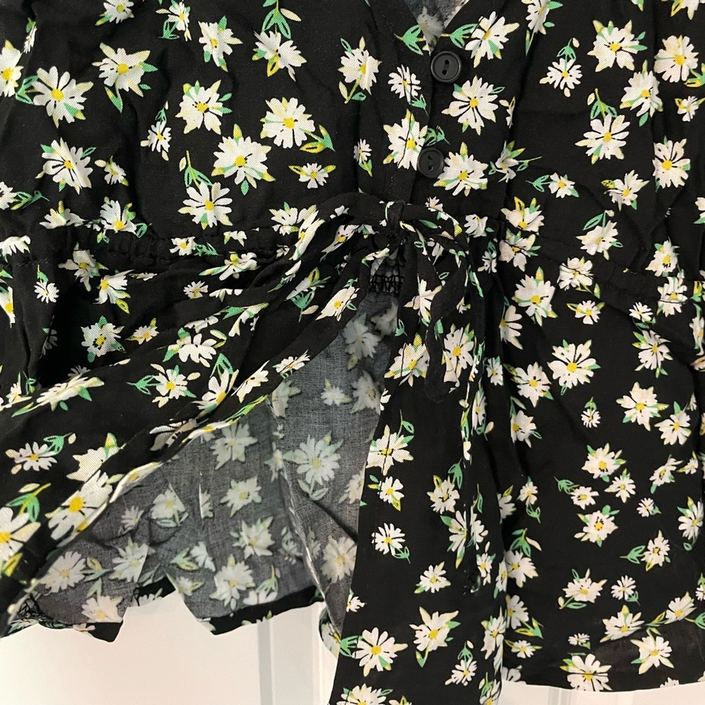 Daisy patterned top - Picture 3 of 4